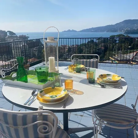 Apartman Grande Attico Con Vista Vicino Al Centro By Portofinovacanze *