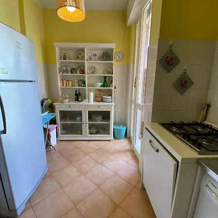 Grande Attico Con Vista Vicino Al Centro By Portofinovacanze Apartamento