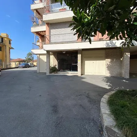 Grande Attico Con Vista Vicino Al Centro By Portofinovacanze Apartman