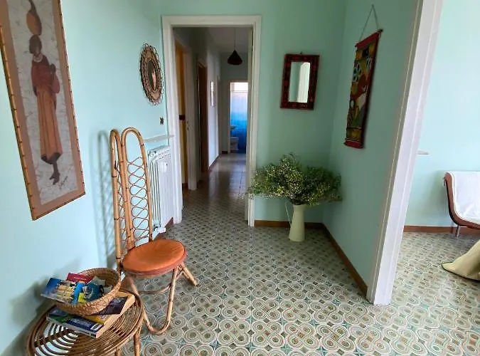 Grande Attico Con Vista Vicino Al Centro By Portofinovacanze Appartamento