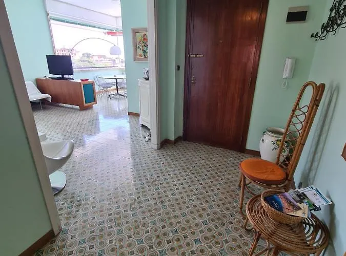 Grande Attico Con Vista Vicino Al Centro By Portofinovacanze Appartamento