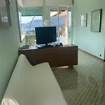 Grande Attico Con Vista Vicino Al Centro By Portofinovacanze Apartment *