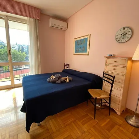 شقة Grande Attico Con Vista Vicino Al Centro By Portofinovacanze