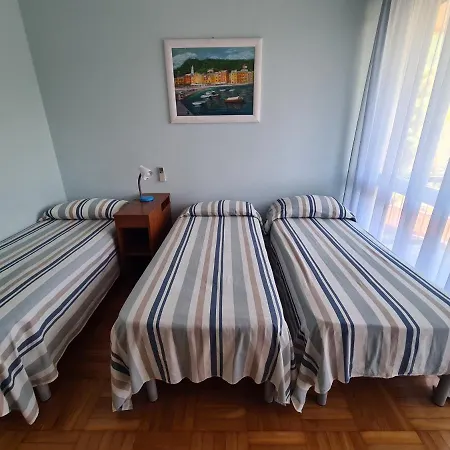 Grande Attico Con Vista Vicino Al Centro By Portofinovacanze 公寓