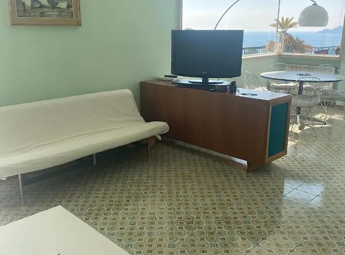 Grande Attico Con Vista Vicino Al Centro By Portofinovacanze Apartamento
