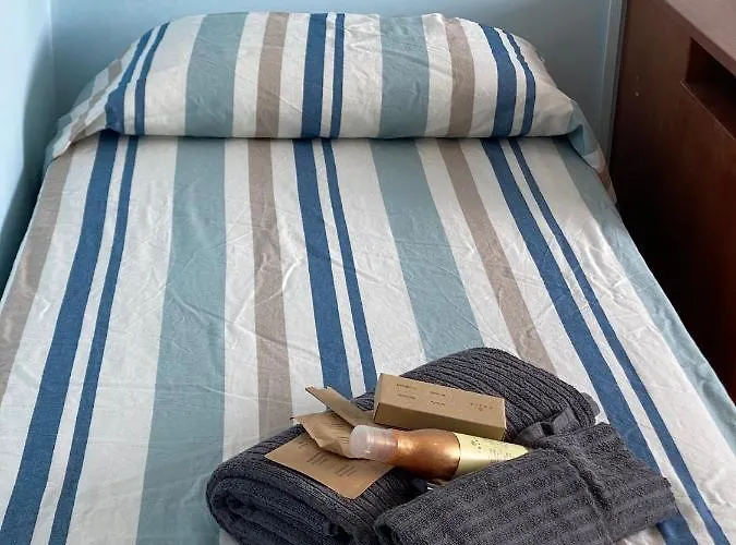 Grande Attico Con Vista Vicino Al Centro By Portofinovacanze דירה ראפאלו