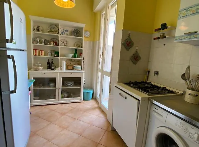 Grande Attico Con Vista Vicino Al Centro By Portofinovacanze *