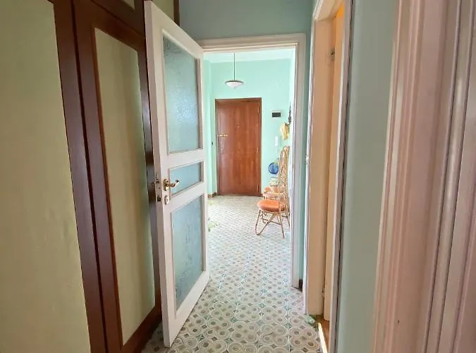 Grande Attico Con Vista Vicino Al Centro By Portofinovacanze Apartament