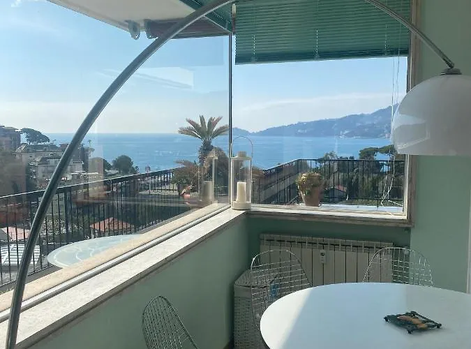 Grande Attico Con Vista Vicino Al Centro By Portofinovacanze Apartamento