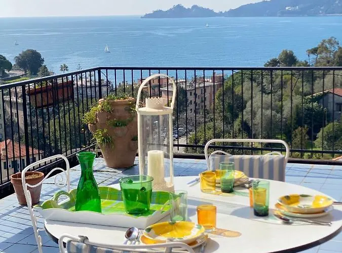 Grande Attico Con Vista Vicino Al Centro By Portofinovacanze * Rapallo