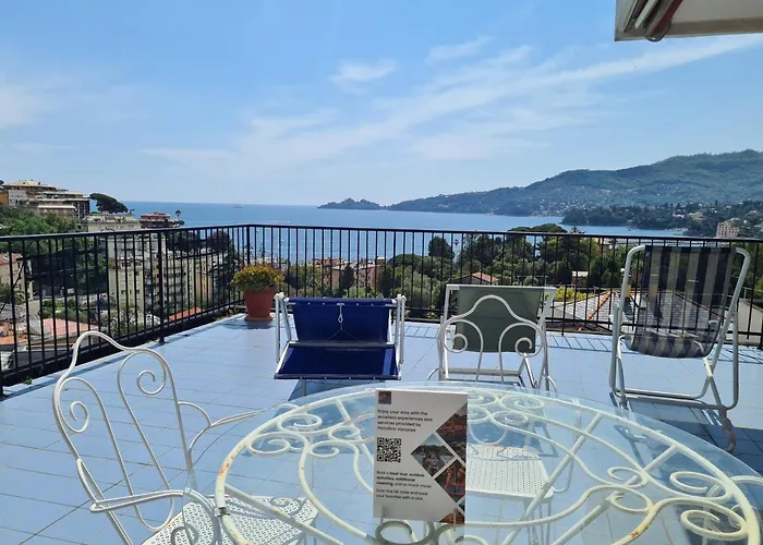 Grande Attico Con Vista Vicino Al Centro By Portofinovacanze